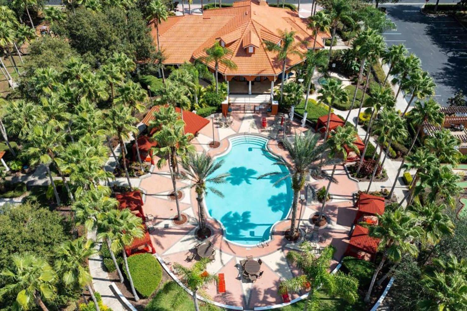 Large Spacious Home W Private Pool & Hot Tub Davenport Extérieur photo