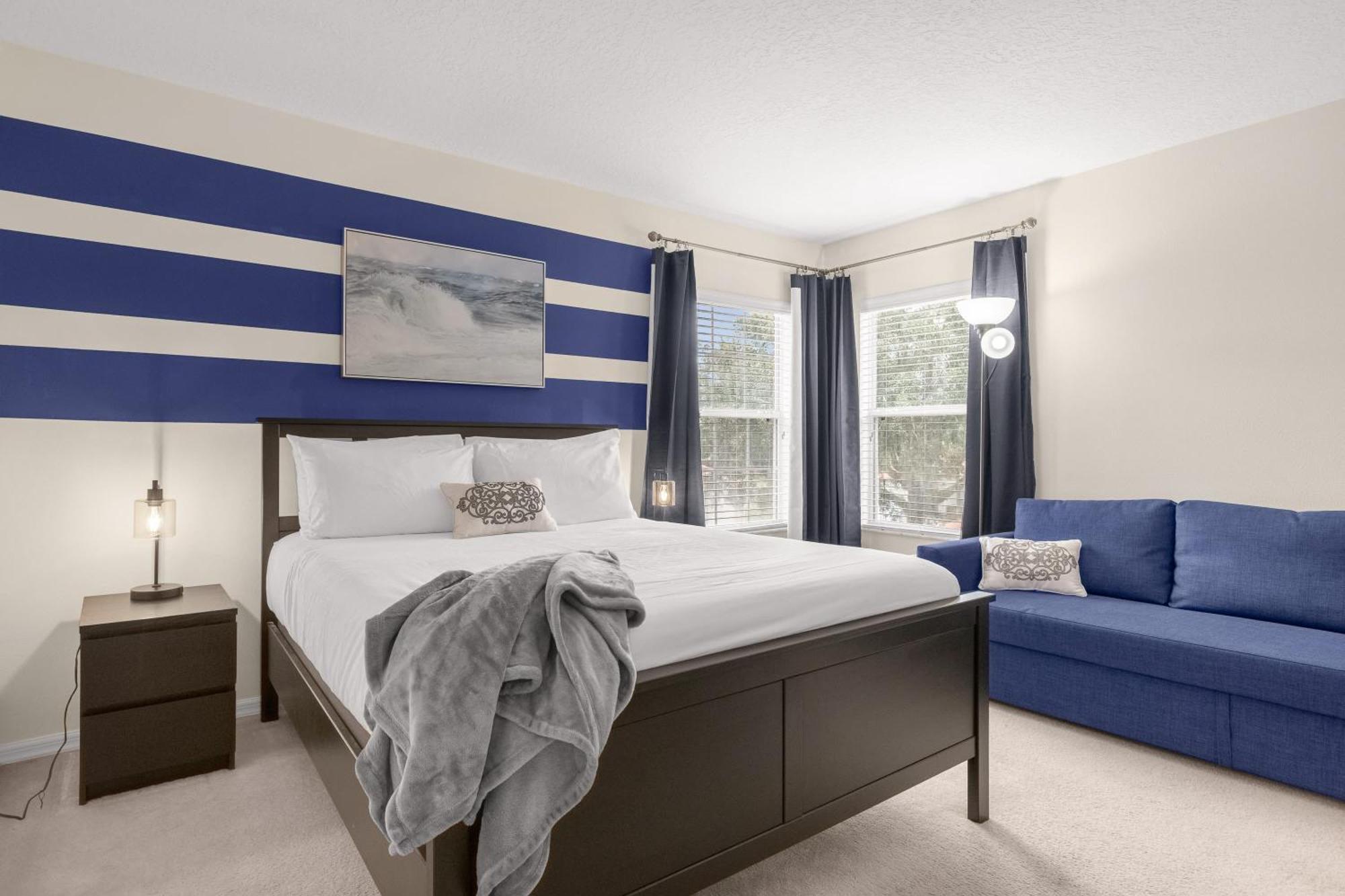 Large Spacious Home W Private Pool & Hot Tub Davenport Extérieur photo