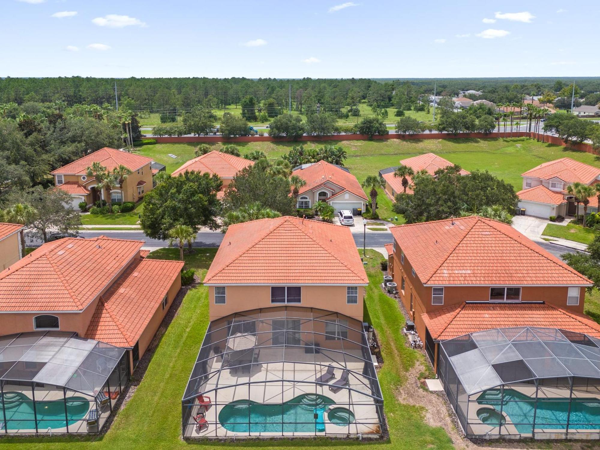 Large Spacious Home W Private Pool & Hot Tub Davenport Extérieur photo