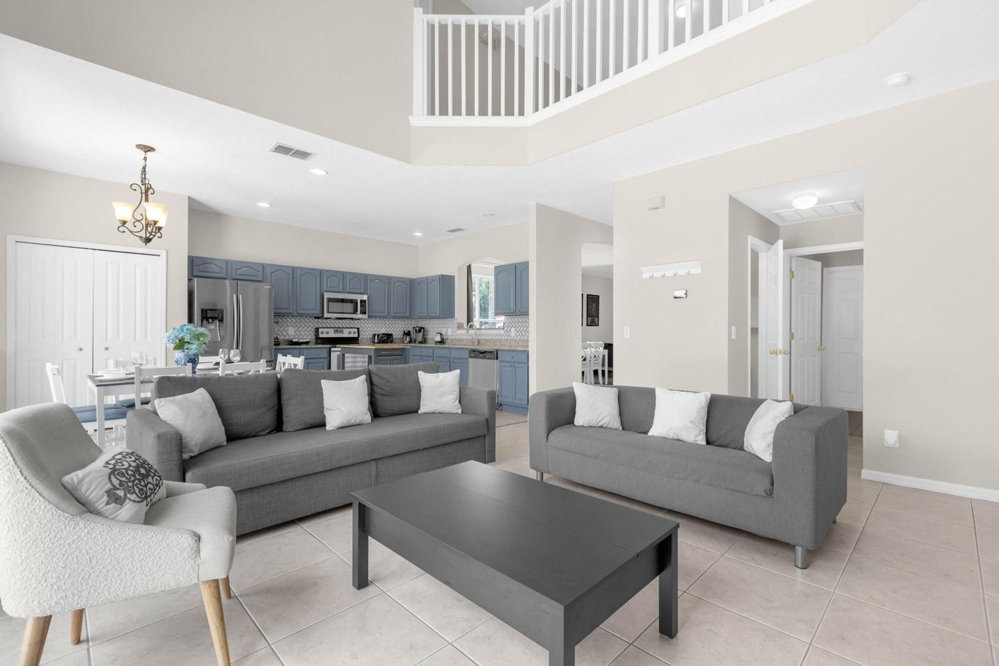Large Spacious Home W Private Pool & Hot Tub Davenport Extérieur photo