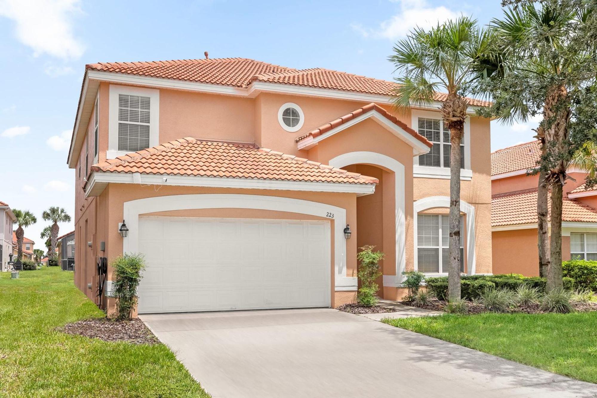 Large Spacious Home W Private Pool & Hot Tub Davenport Extérieur photo